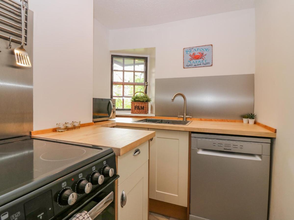 The Wee Hideaway Apartment Cupar Exterior photo